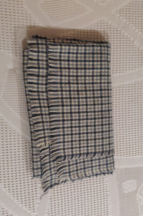 Cachecol padrão quadrados