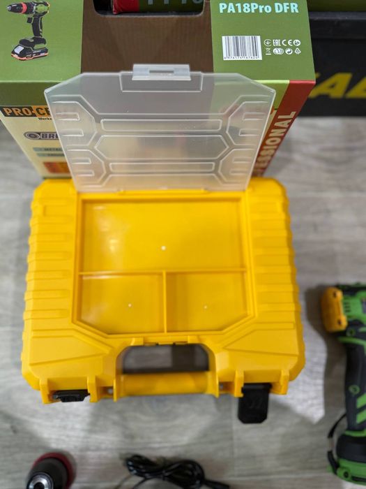 Шуруповерт акумуляторний Procraft PA18 Pro DFR (безщітковий, кейс, DFR