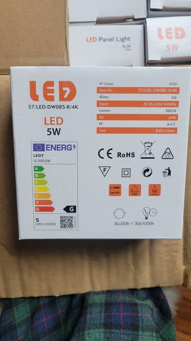 Focos led luz quente (25)