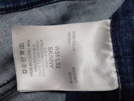 spodnie jeansy denim skinny rurki biodrówki y2k
rozm. W31 L32