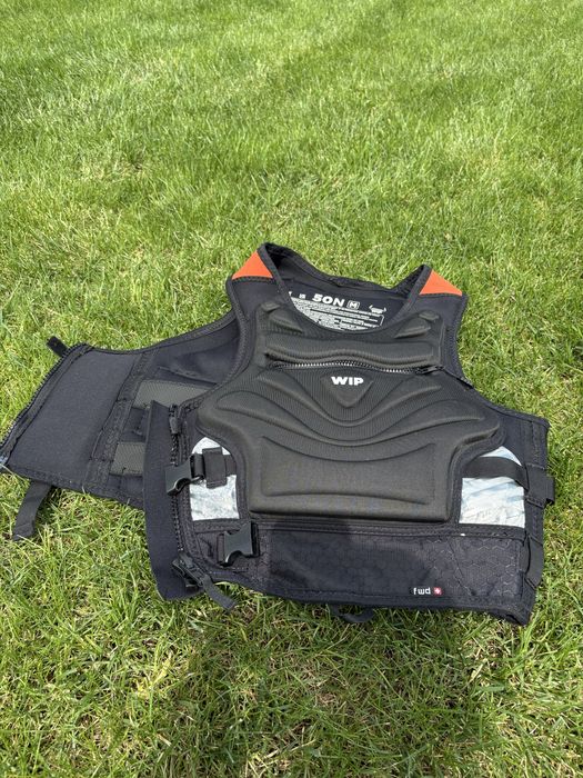 Kamizelka ochronna do kitesurfingu Forward WIP 2026 Impact Vest 50N. Rozmiar M
