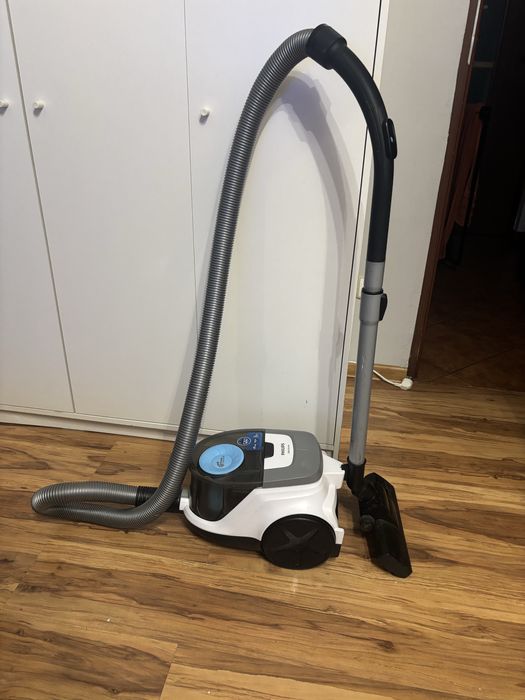 Odkurzacz bezworkowy Philips XB2122