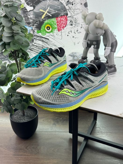 Кросівки Saucony Triumph 44 розмір Е14113