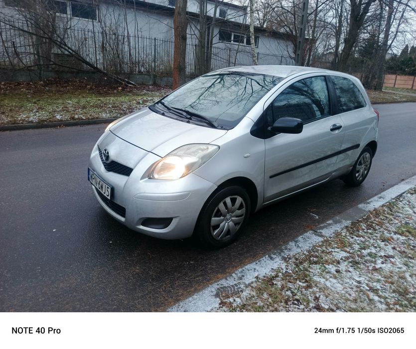 Toyota Yaris 1.0 benzyna