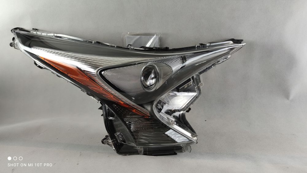 toyota prius iv full led prawy reflektor lampa prawa