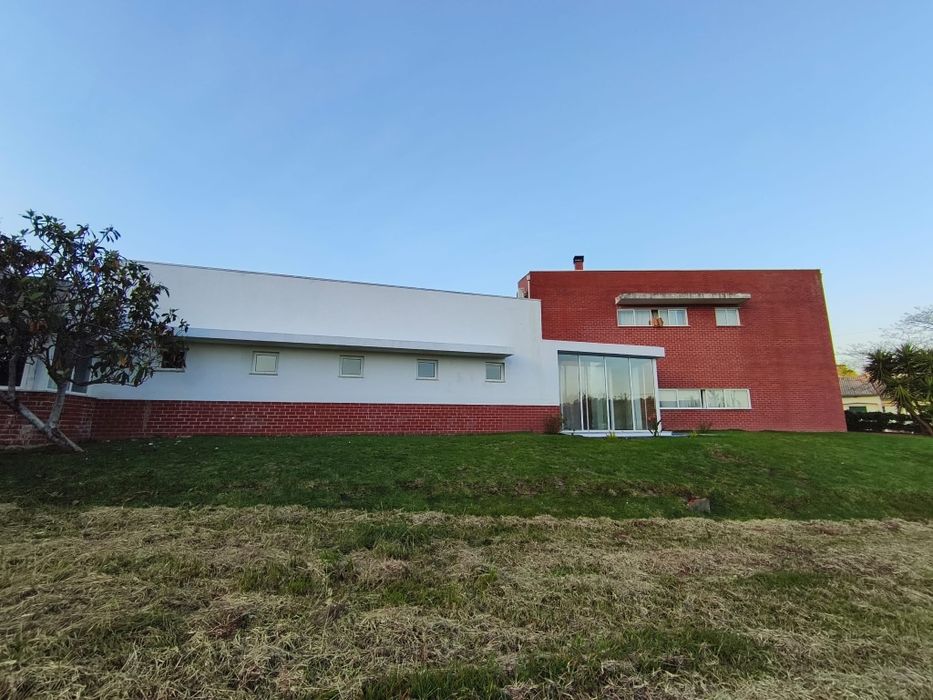 Moradia V5 com Terreno - Coimbra - Soure