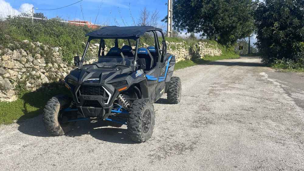 Polaris RZR XP4 4 Lugares