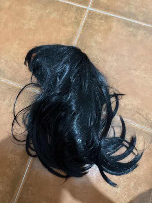 Perucas feminina em excelente estado