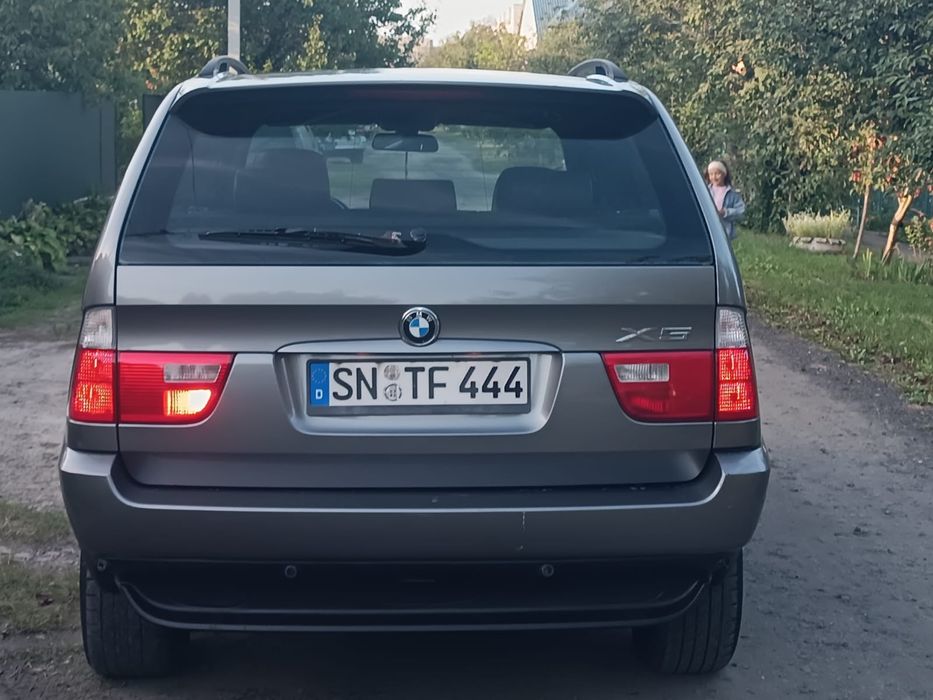 Продам BMW X5 E53