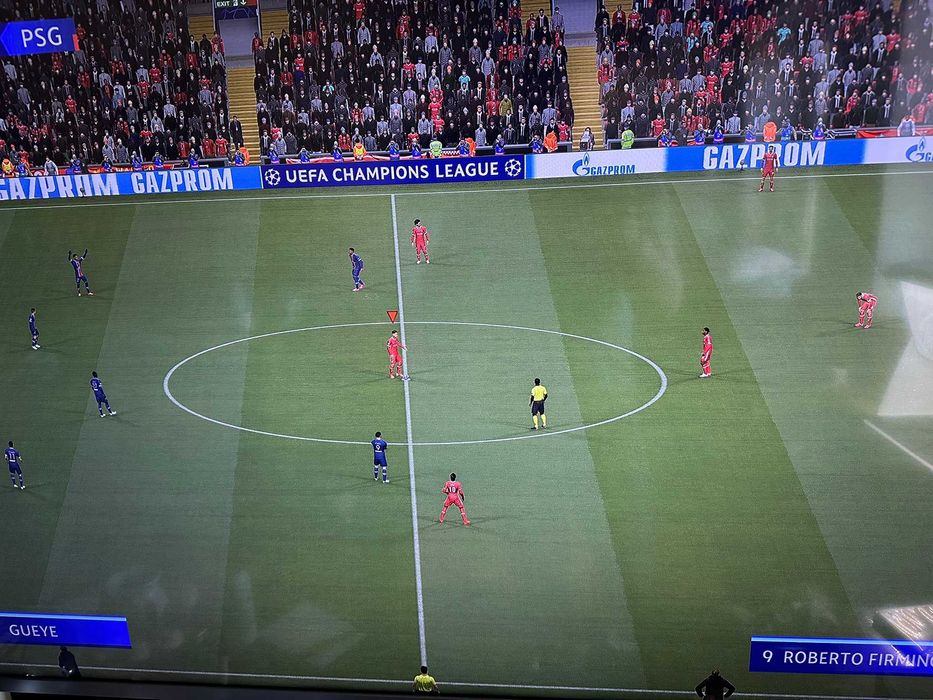 Gra na xbox one Fifa 21