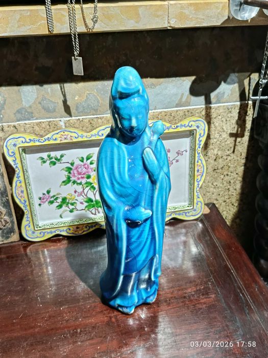 Divindade Porcelana Chinesa China Séc XIX 31 cm azul Turquesa