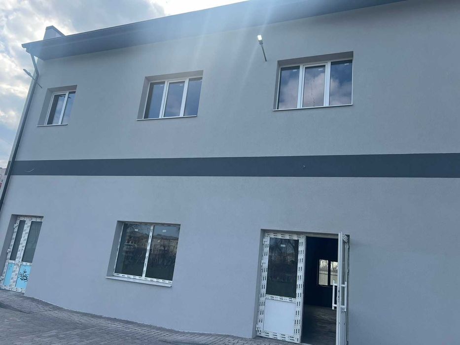продаж комерційної нерухомості