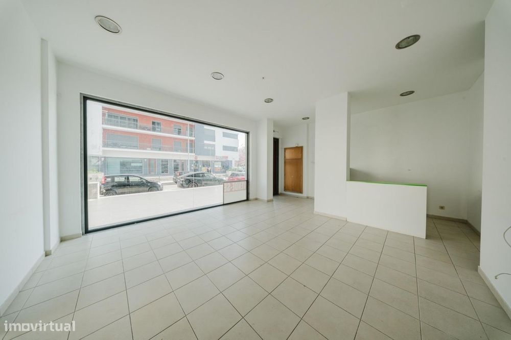 Espaço Comercial de 155 m2 com 7 Gabinetes/Salas no Centro de...