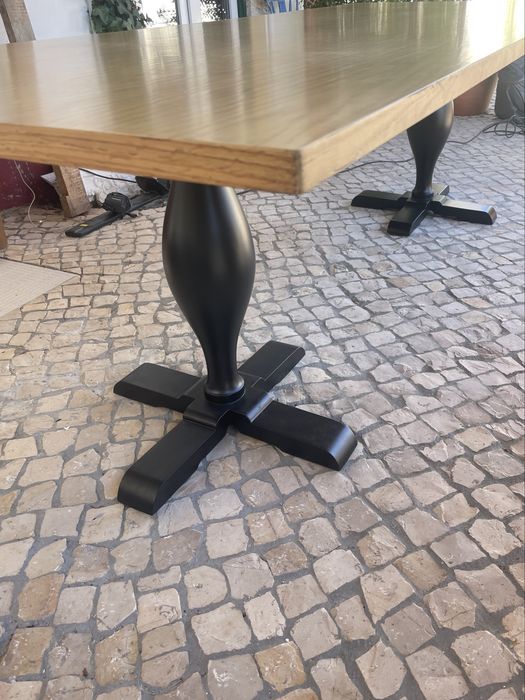 Mesa enorme carvalho pés lacados preto