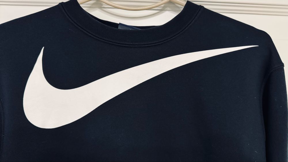 Кофта Nike       .
