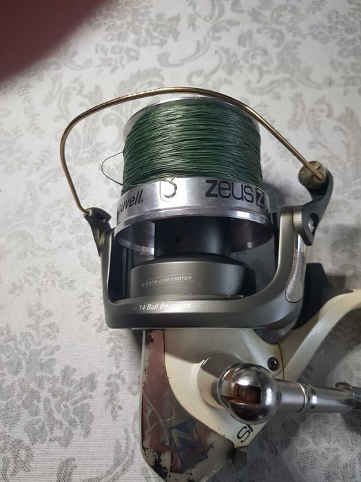 Conjunto de dois carretos de mar