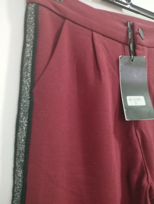 Calças leggins bordeaux novas tamanho S
