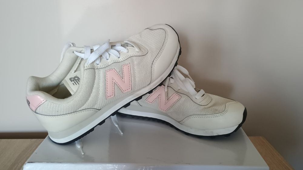 Buty damskie New Balance r. 37,5