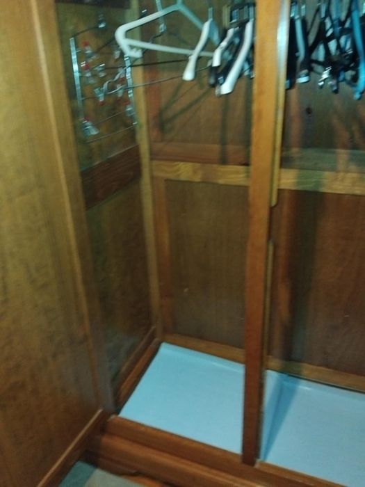 Roupeiro de grandes dimensões