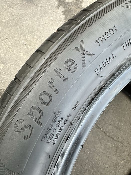 Шини 225 50 18 99W XL Triangle SporteX TH201 комплект