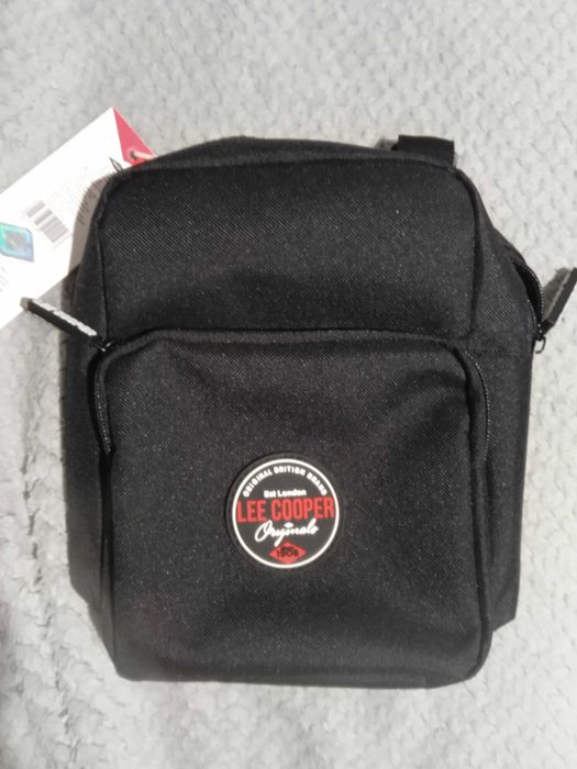 Listonoszka Lee Cooper