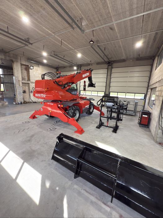 Ładowarka teleskopowa Manitou mrt 1840 z osprzętem