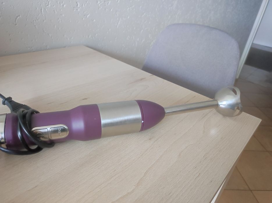 Blender ręczny Manta .