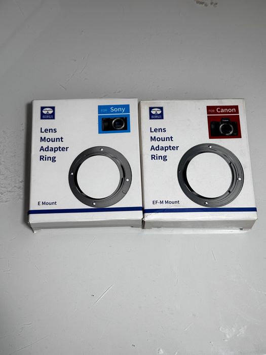 Objetiva Anamórfica SIRUI 35mm f/1.8 1.33x (E-mount / EF-mount)