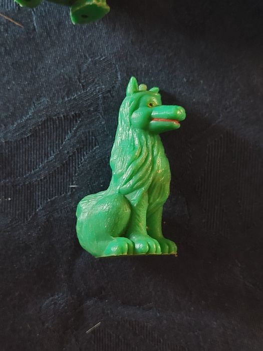 bonecos muito raros monocromaticos Mogli brinde