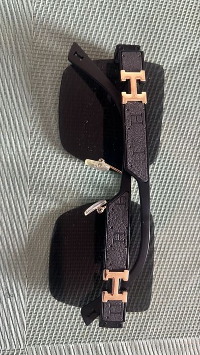 Очки Hermes, Cartie