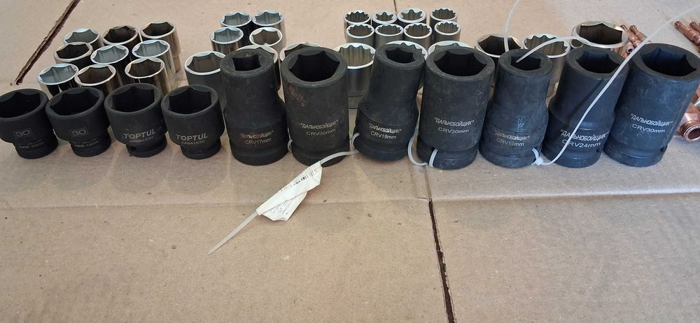 Продаж слюсарного інструменту