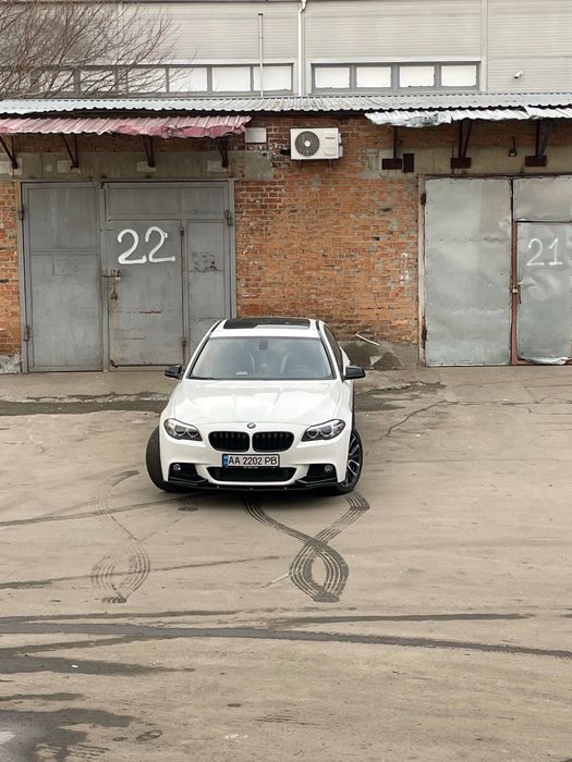 BMW 5 Series 2011