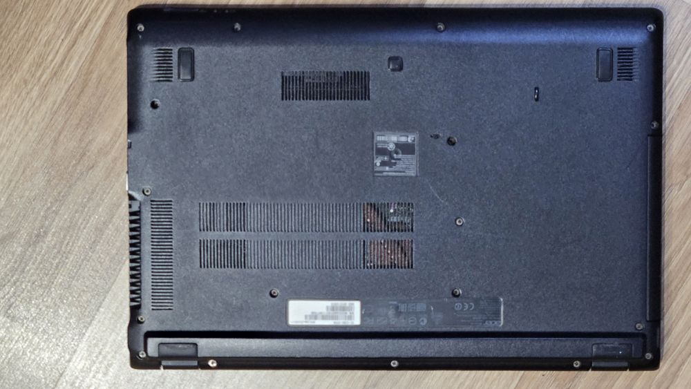 Ігровий ноутбук Acer V3-575G-57CN / I5-6200U / Nvidia 940M / 8Gb