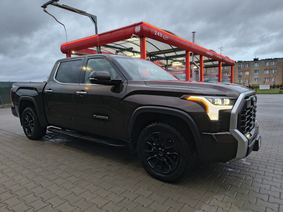 Toyota Tundra Limited