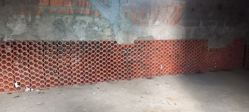 Garrafeira de tijolo