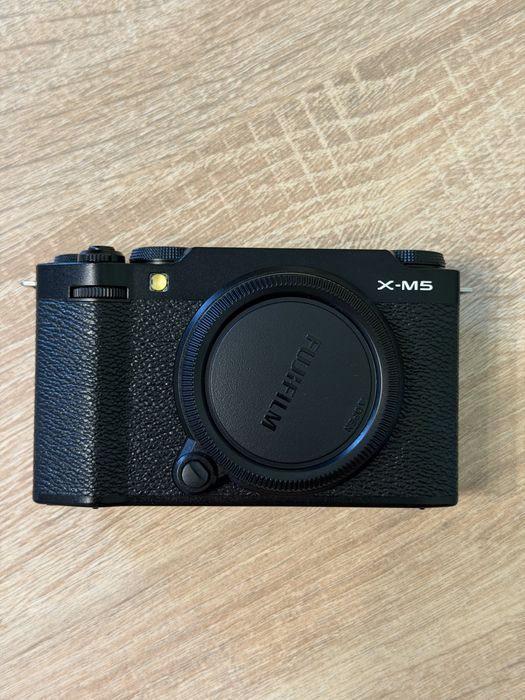 Fujifilm xm5 , viltrox 28 f4.5 Комплект !