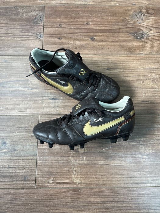 Kolekcjonerskie Korki Nike Ronaldinho 10 Buty Piłkarskie roz. 40