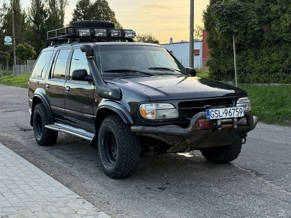 Ford Explorer