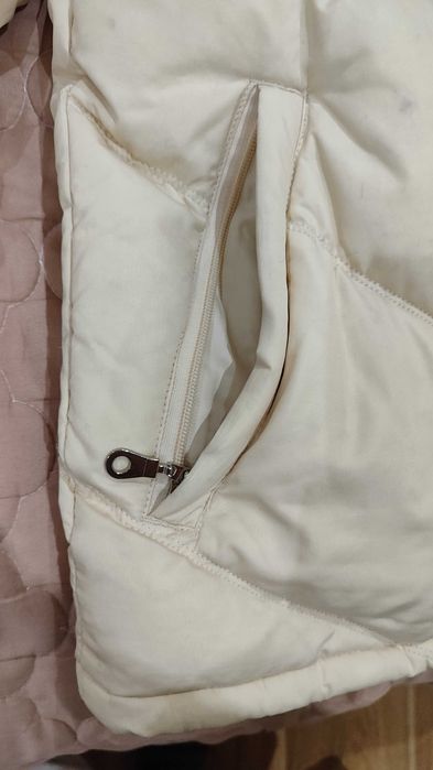 Куртка зимова жіноча / дівчача розміру S (наповнювач пух / перо)