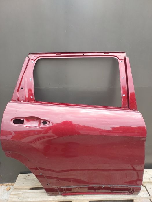 Двері Jeep Cherokee Kl 2014-2023 Розборка Джип Черокі Кл 2014-2023