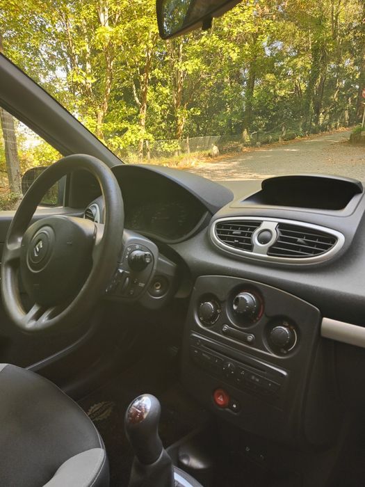 Renault Clio 1.5 dci 70cv comercial Ano 2011