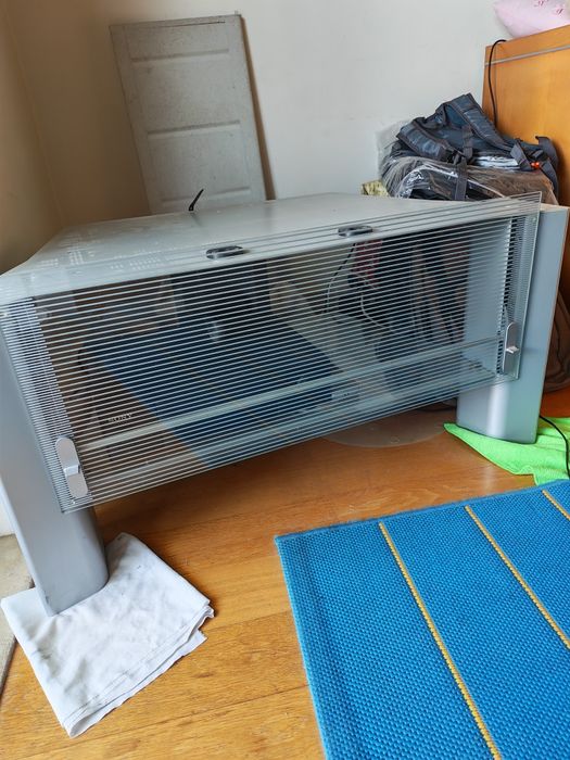 Sony Trinitron KV-32FX66E 32" + Móvel Original | Excelente para Retrogaming