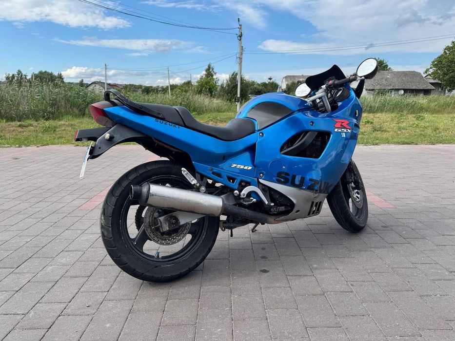 Продам мотоцикл  Suzuki gsx 600f