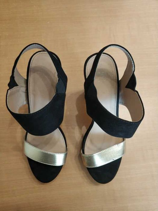 Sandália de senhora
