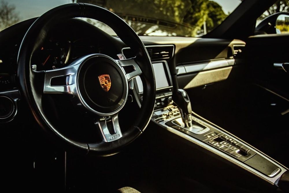 Porsche 911 (991) Carrera PDK Black Edition
