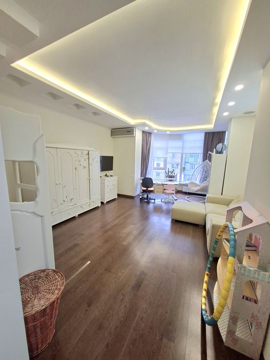 Продаж 2К . на Печерську ! 4 поверх ! Князів  Острозьких 46/ 2