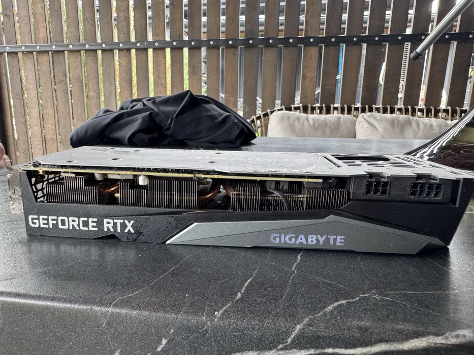 Продам відеокарта  GIGABYTE RTX 3070 8Gb GAMING