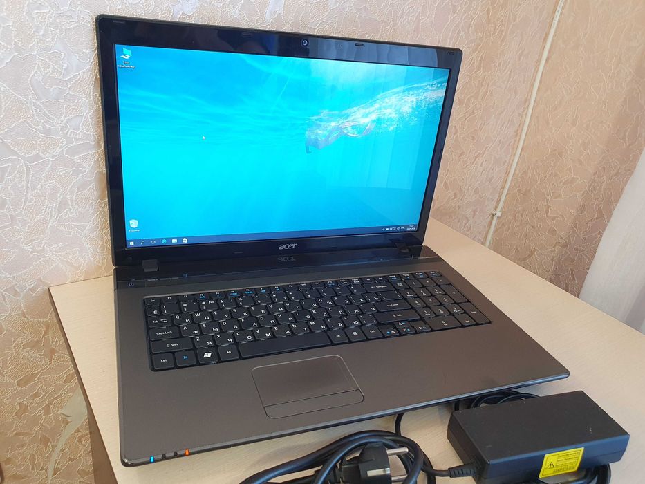 Ноутбук Acer Aspire 7750 з великим єкраном 17.3 дюйма ,650 Gb