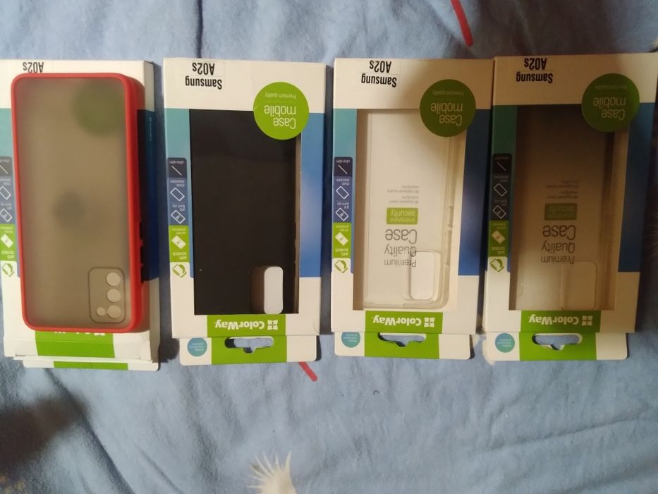 Продам чехли на телефон Самсунг А 02S в гарному стані