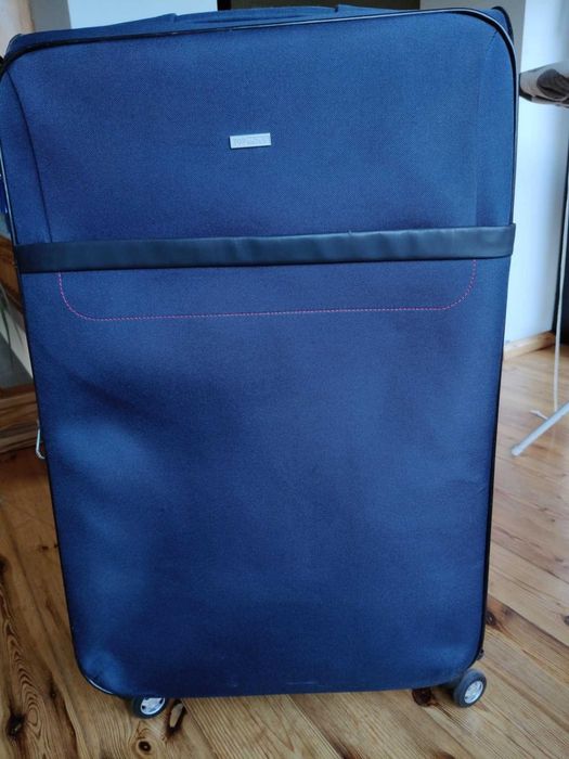 Walizka duza na kółkach